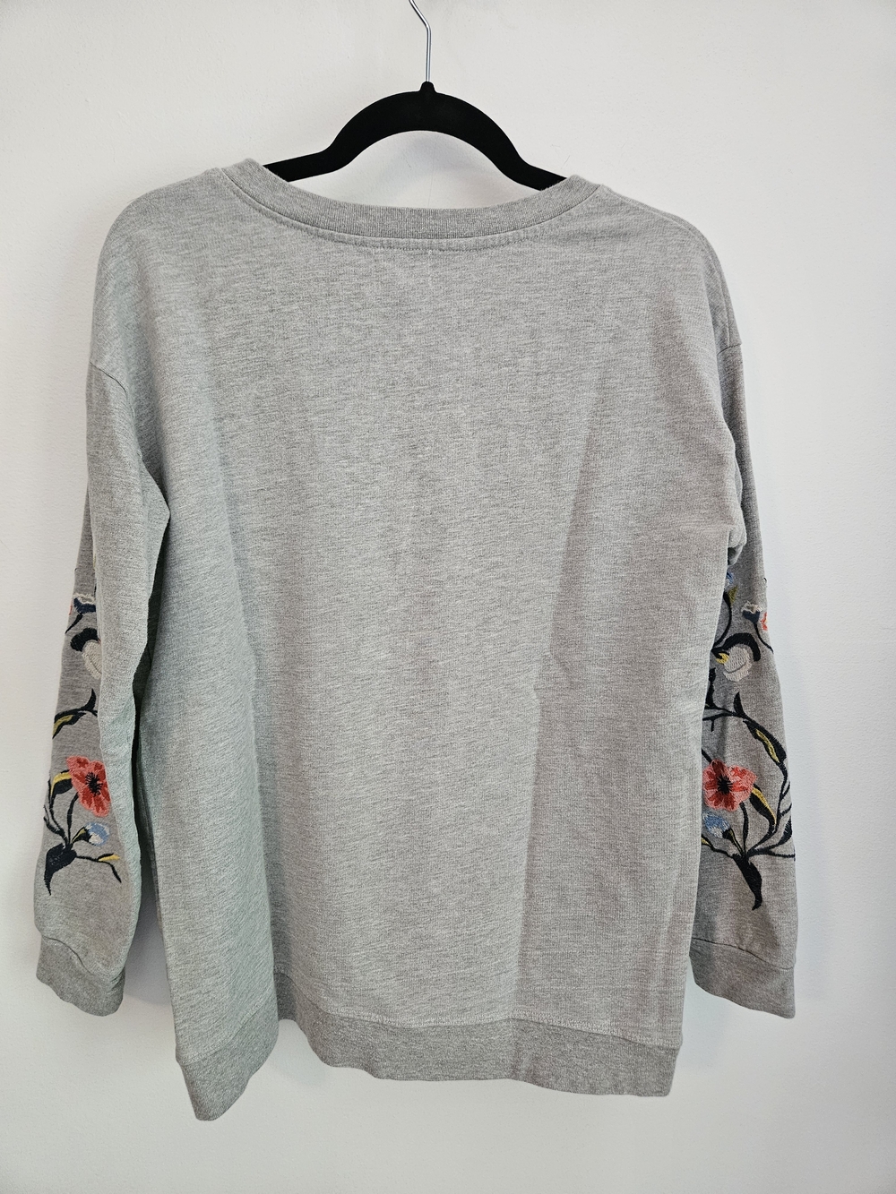 Sundry Anthropologie Embroidered Floral Gray French Terry Pullover Sweatshirt, S - Picture 2 of 12